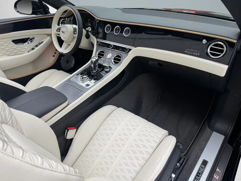 Image for 2026 Continental GT Convertible Mulliner V8 Hybrid at position 2