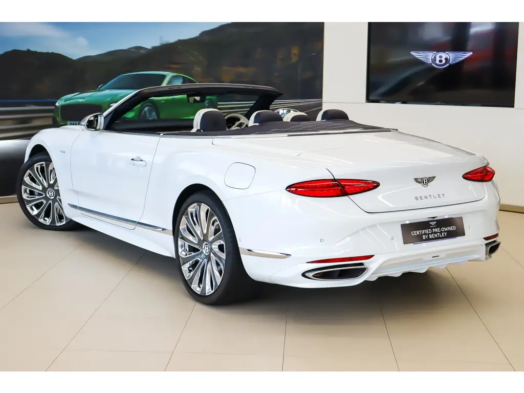 Image for 2026 Continental GT Convertible Mulliner V8 Hybrid at position 3