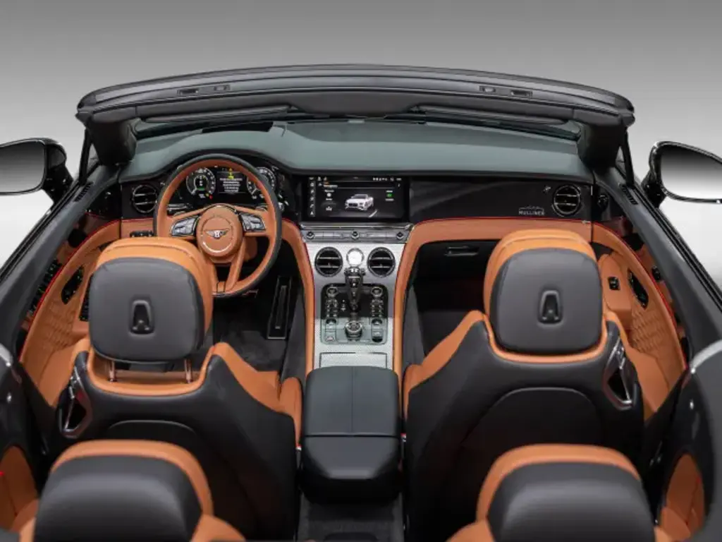 2026 Continental GT Convertible Mulliner V8 Hybrid vehicle image