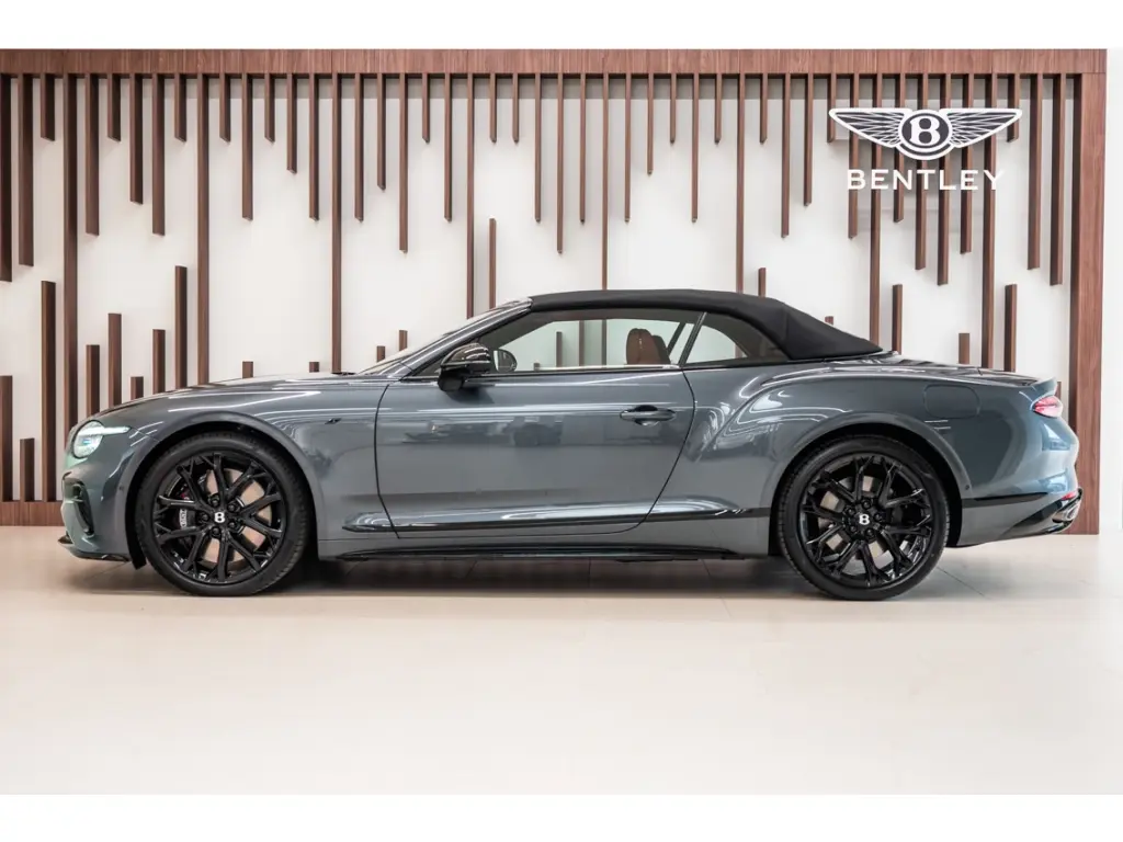 Image for 2026 Continental GT Convertible S V8 Hybrid at position 5