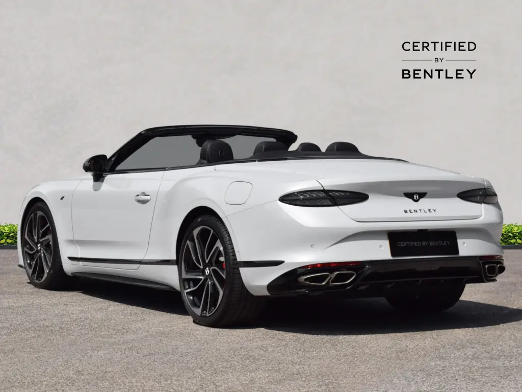 Image for 2026 Continental GT Convertible S V8 Hybrid at position 3