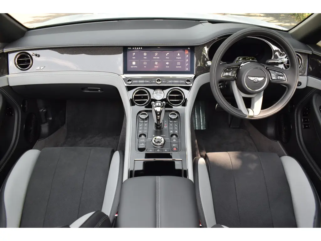 Image for 2026 Continental GT Convertible S V8 Hybrid at position 4