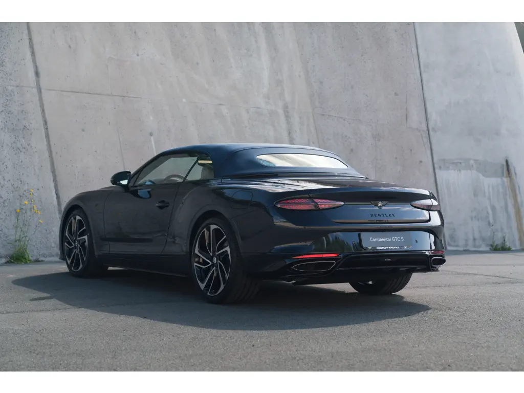 Image for 2026 Continental GT Convertible S V8 Hybrid at position 3
