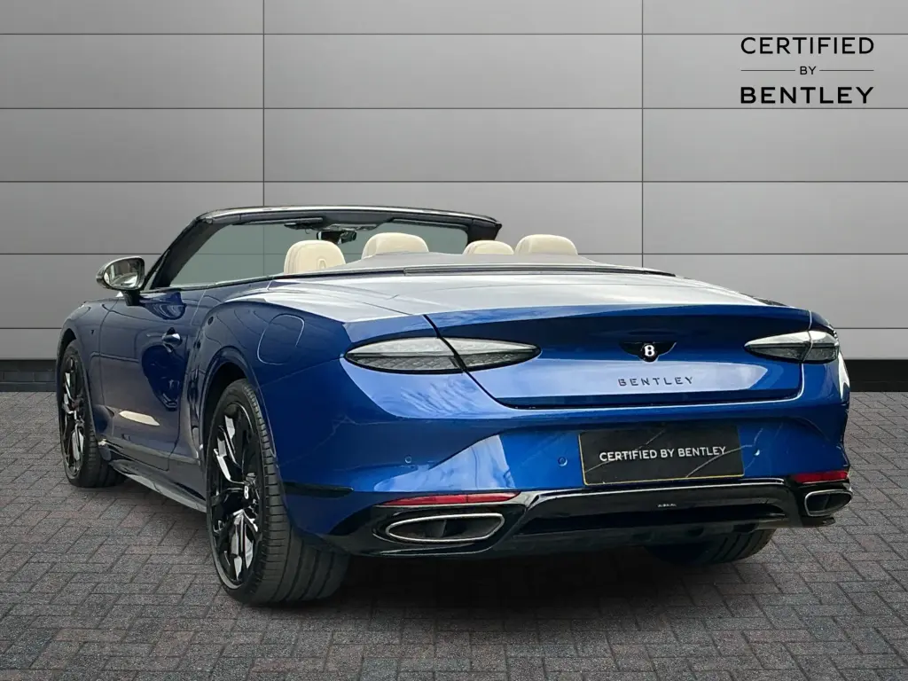 Image for 2026 Continental GT Convertible S V8 Hybrid at position 3