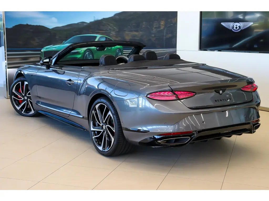Image for 2026 Continental GT Convertible S V8 Hybrid at position 3