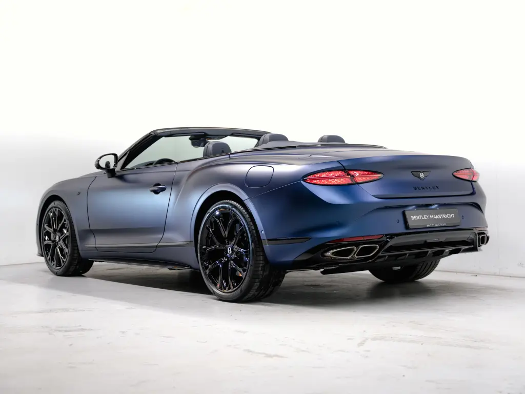 Image for 2026 Continental GT Convertible S V8 Hybrid at position 3