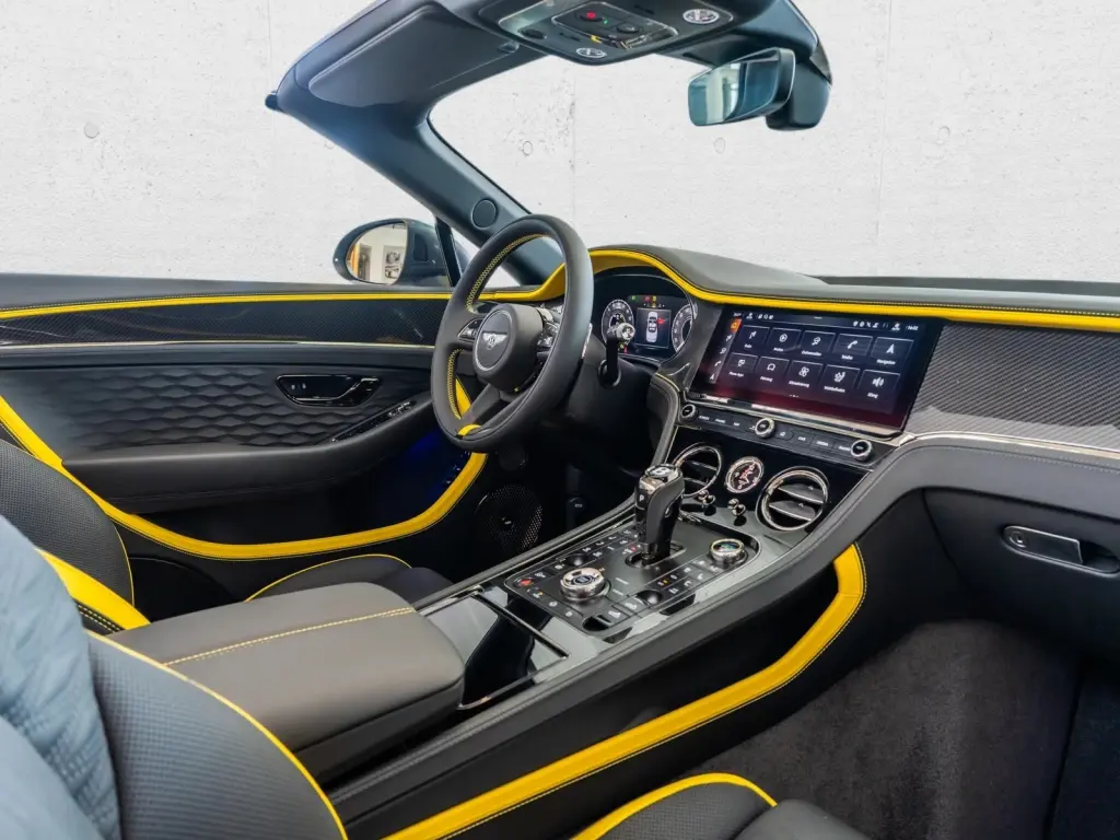 Image for 2025 Continental GT Convertible Speed First Edition V8 Hybrid at position 2