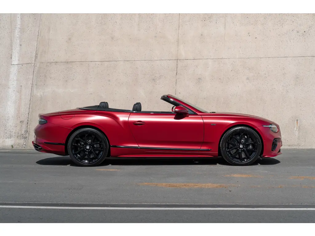 Image for 2025 Continental GT Convertible Speed First Edition V8 Hybrid at position 5