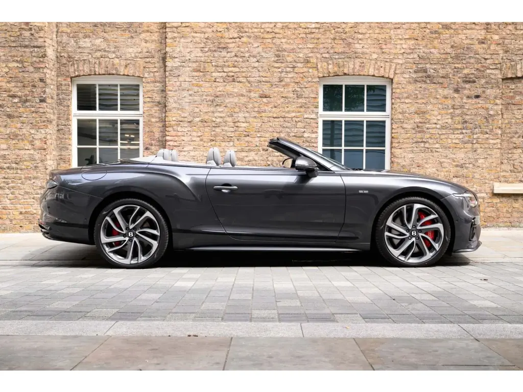 Image for 2025 Continental GT Convertible Speed First Edition V8 Hybrid at position 5