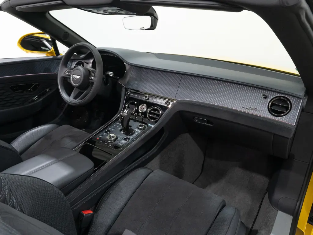 Image for 2025 Continental GT Convertible Speed First Edition V8 Hybrid at position 2