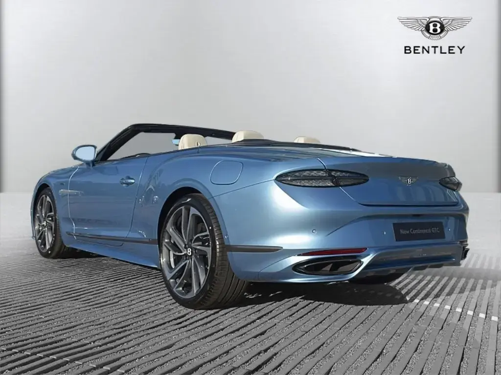 Image for 2025 Continental GT Convertible Speed First Edition V8 Hybrid at position 3