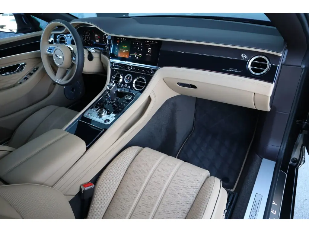 Image for 2025 Continental GT Convertible Speed First Edition V8 Hybrid at position 2