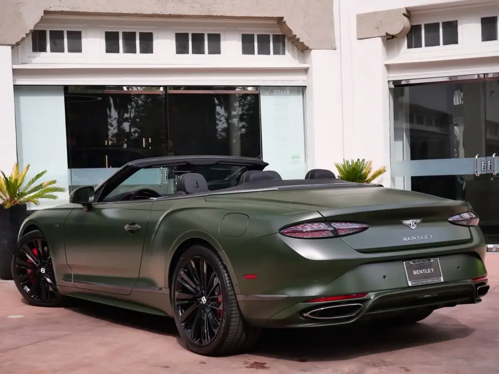Image for 2025 Continental GT Convertible Speed First Edition V8 Hybrid at position 3