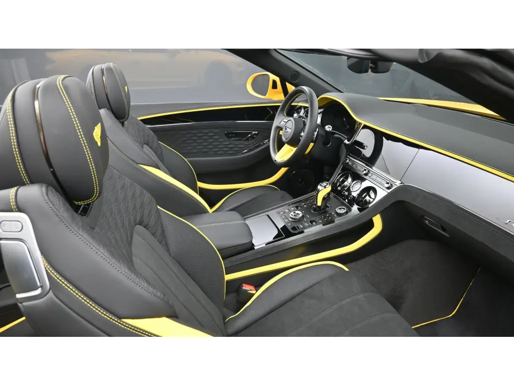 Image for 2025 Continental GT Convertible Speed First Edition V8 Hybrid at position 2
