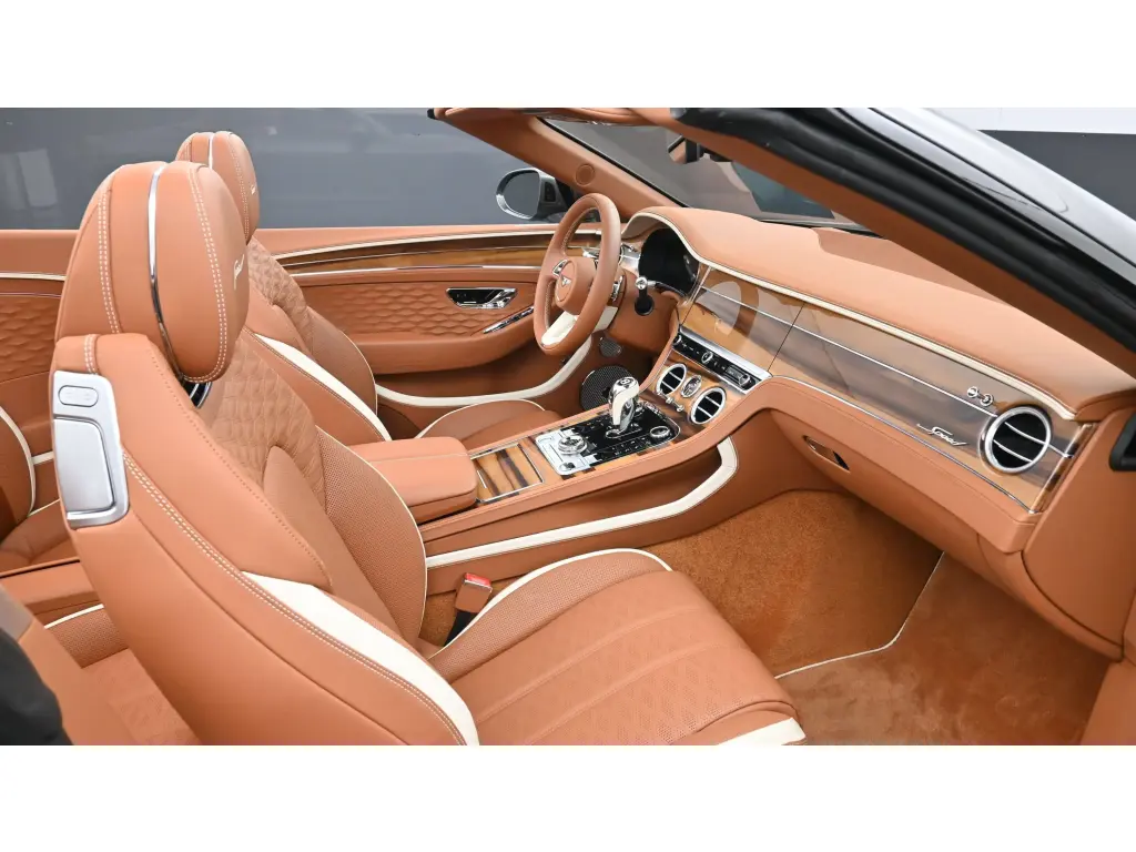 Image for 2025 Continental GT Convertible Speed First Edition V8 Hybrid at position 2