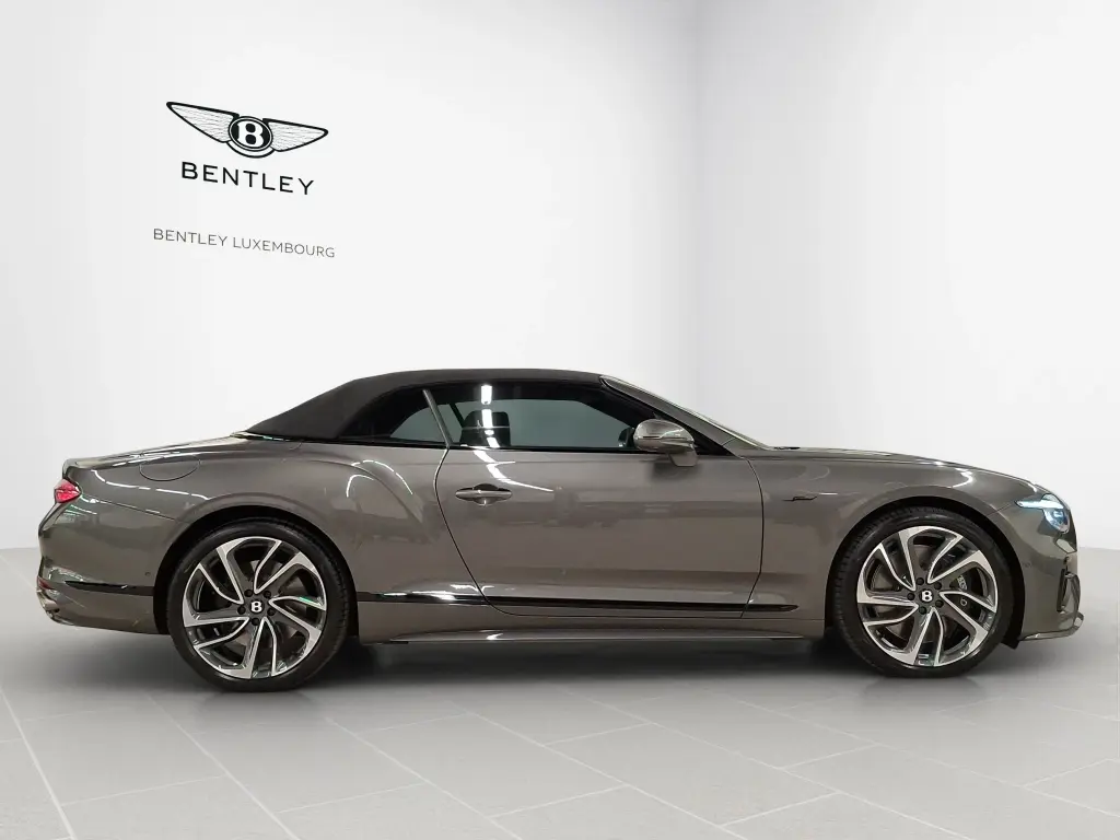 Image for 2026 Continental GT Convertible Speed V8 Hybrid at position 5