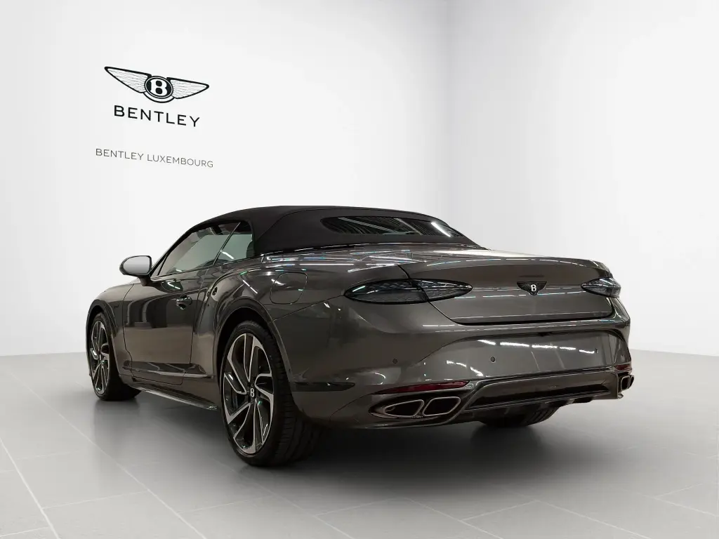 Image for 2026 Continental GT Convertible Speed V8 Hybrid at position 3