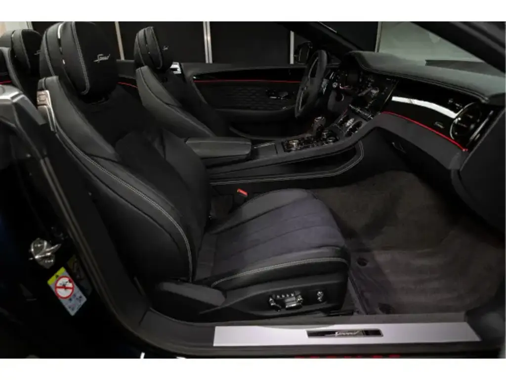 2026 Continental GT Convertible Speed V8 Hybrid vehicle image