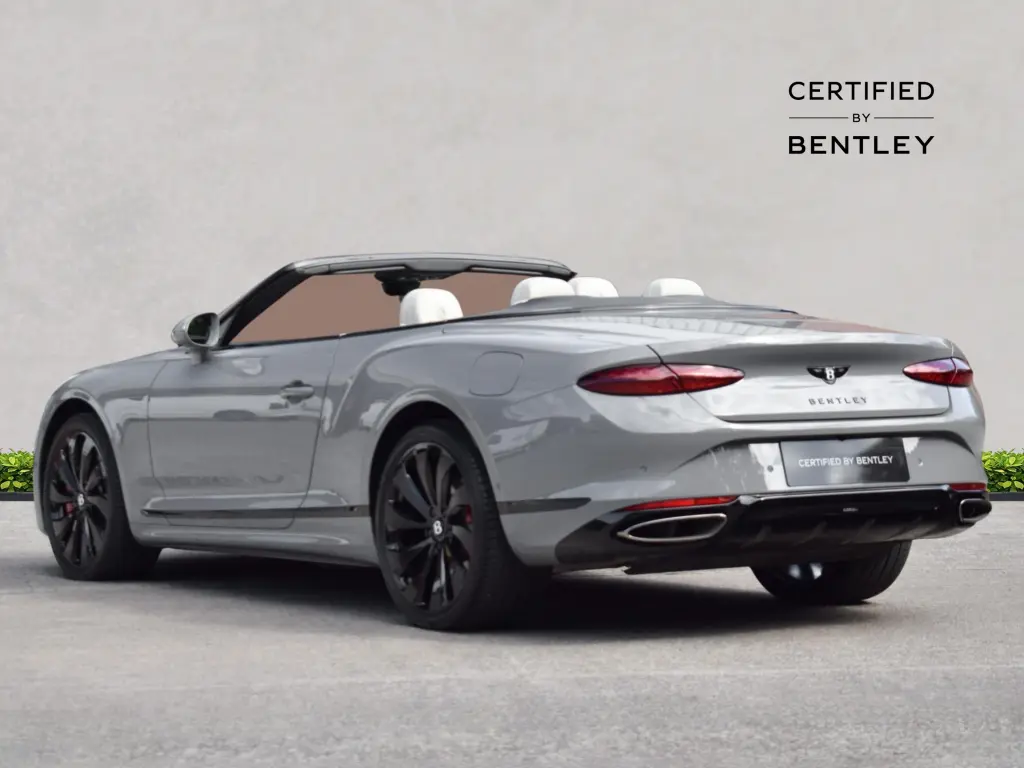 Image for 2026 Continental GT Convertible V8 Hybrid at position 3