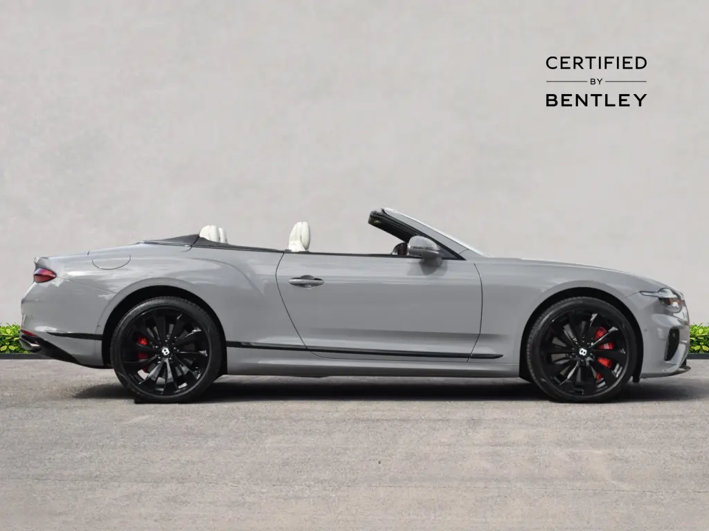 Image for 2026 Continental GT Convertible V8 Hybrid at position 5