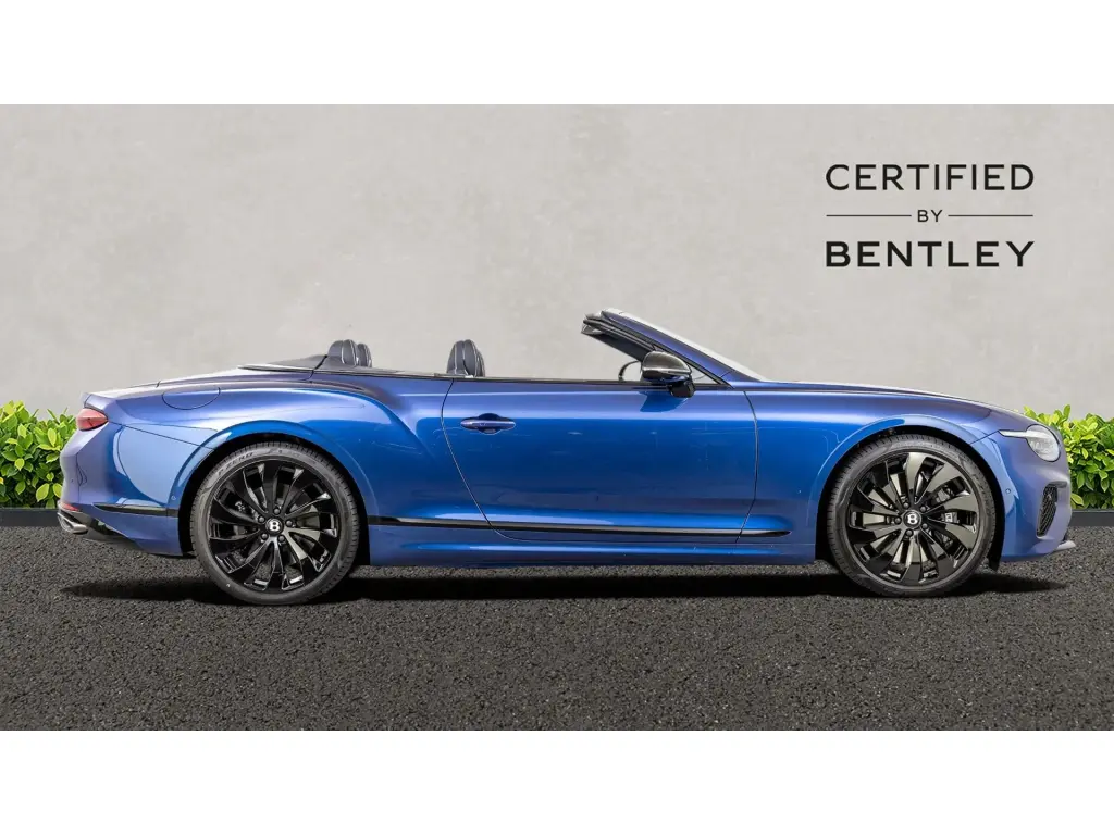 Image for 2026 Continental GT Convertible V8 Hybrid at position 5