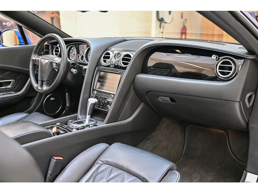 Image for 2015 Continental GT Convertible V8 at position 2