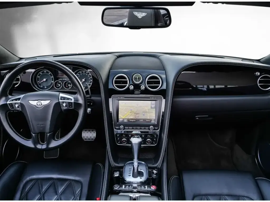 Image for 2013 Continental GT Convertible W12 at position 4