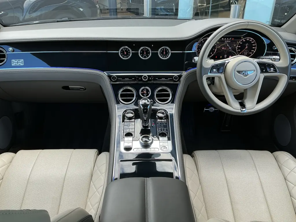 Image for 2019 Continental GT First Edition W12 at position 4