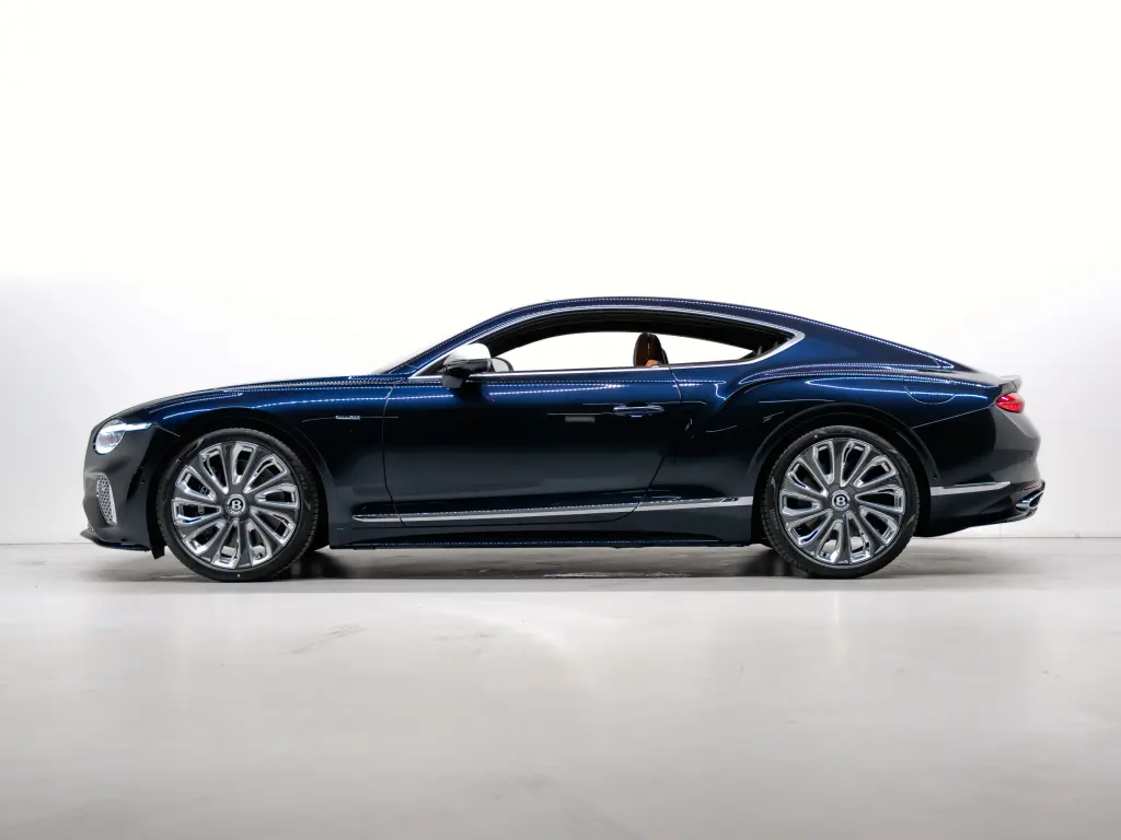 Image for 2026 Continental GT Mulliner V8 Hybrid at position 5