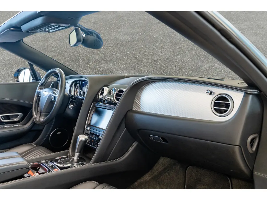 Image for 2016 Continental GT S Convertible V8 at position 2