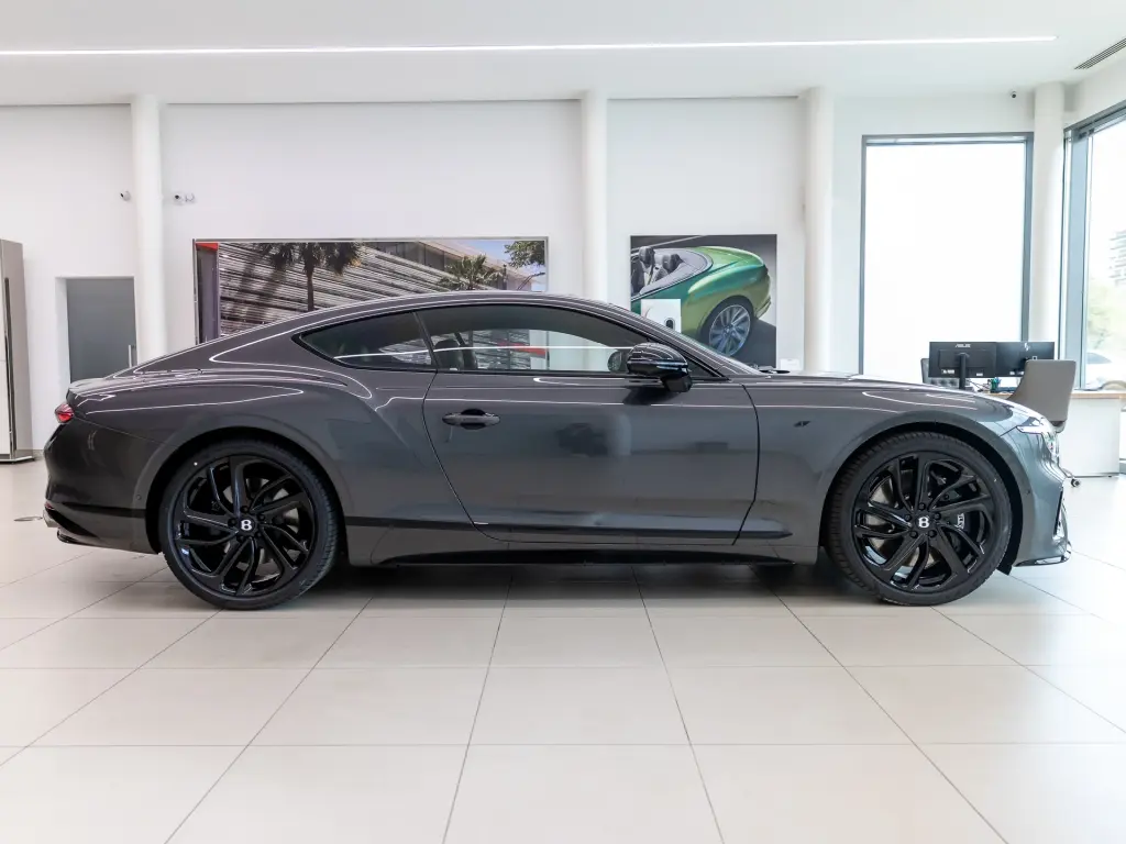 Image for 2026 Continental GT S V8 Hybrid at position 5