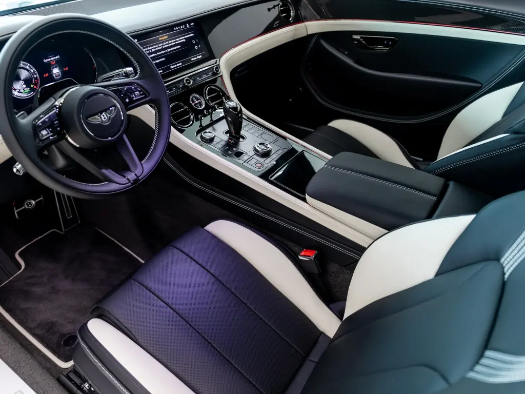Image for 2026 Continental GT S V8 Hybrid at position 2