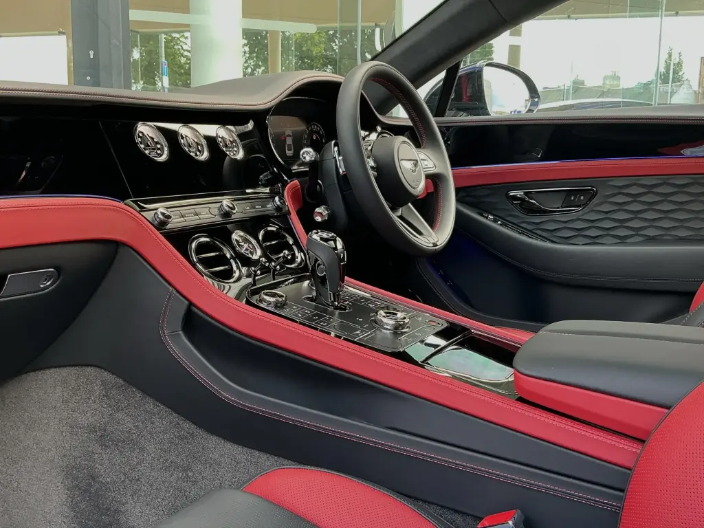 Image for 2026 Continental GT S V8 Hybrid at position 2