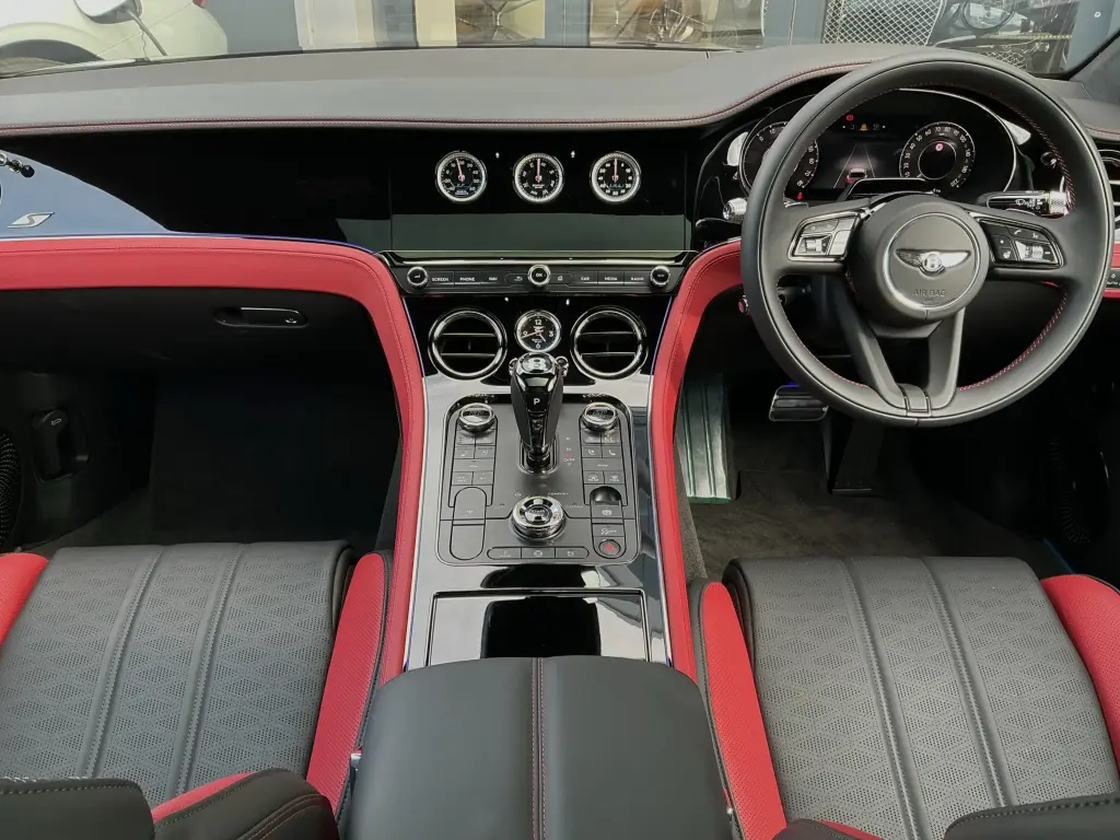 Image for 2026 Continental GT S V8 Hybrid at position 4