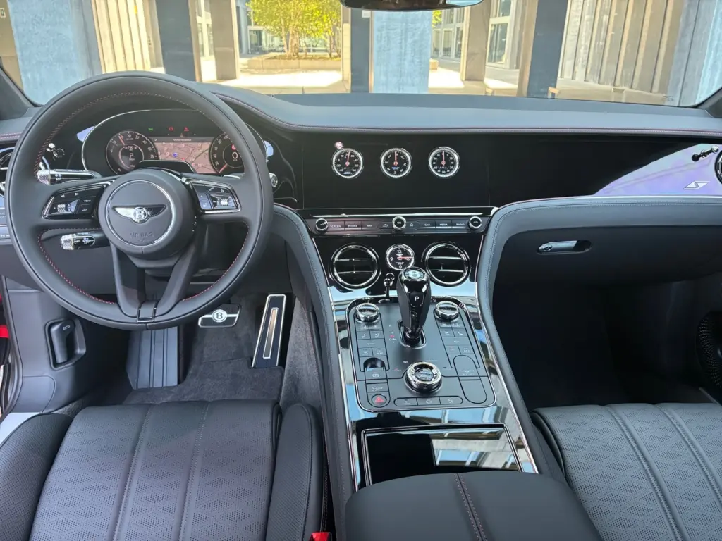 Image for 2026 Continental GT S V8 Hybrid at position 4