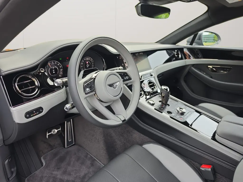 Image for 2026 Continental GT S V8 Hybrid at position 2