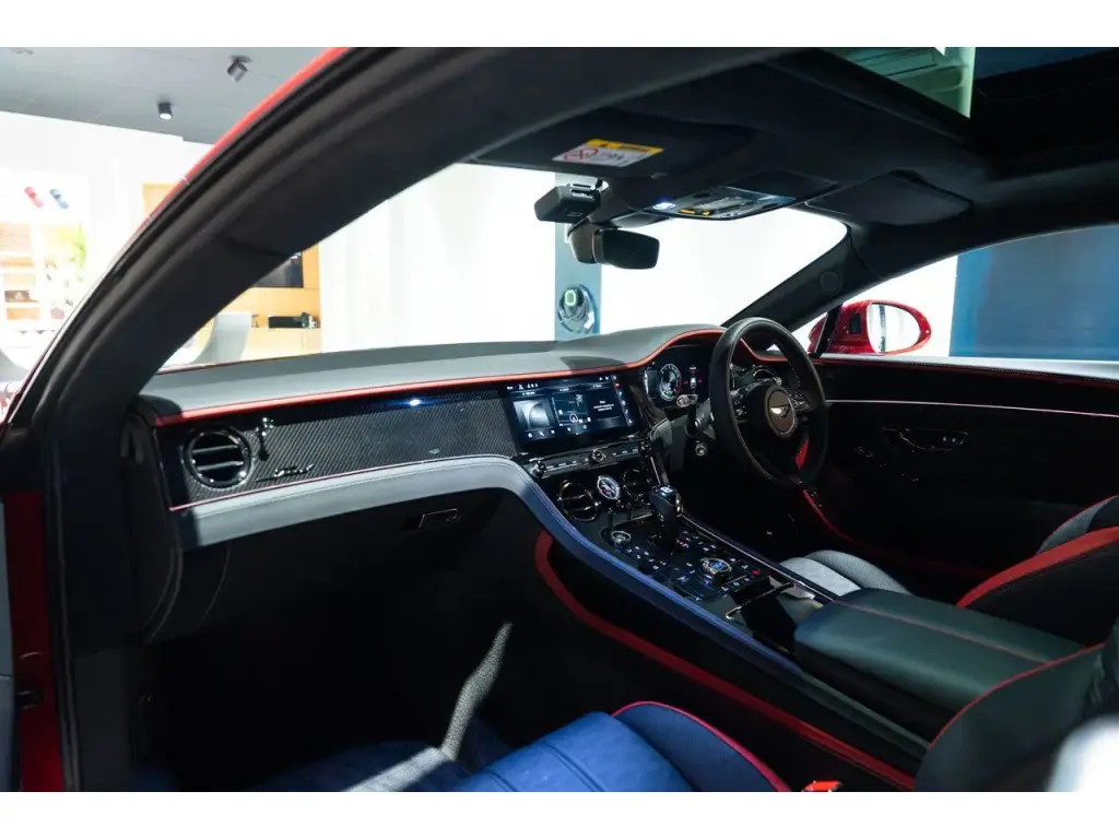 Image for 2025 Continental GT Speed First Edition V8 Hybrid at position 2