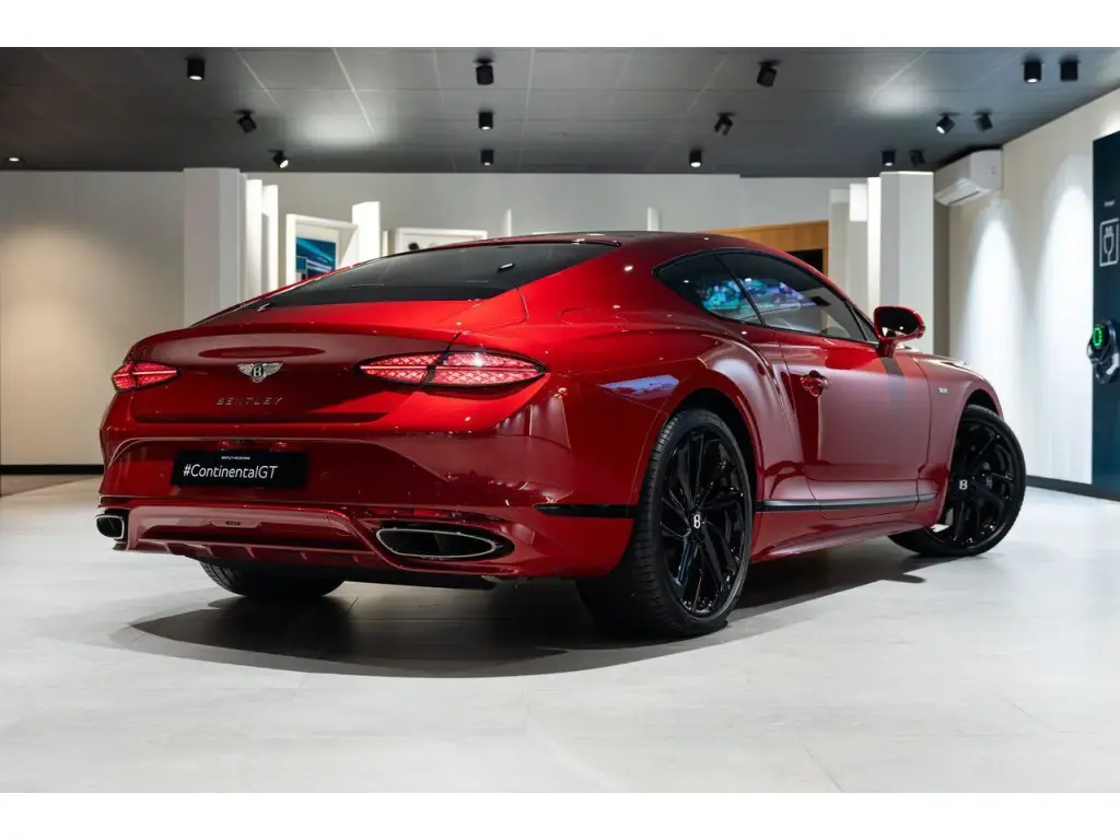 Image for 2025 Continental GT Speed First Edition V8 Hybrid at position 3