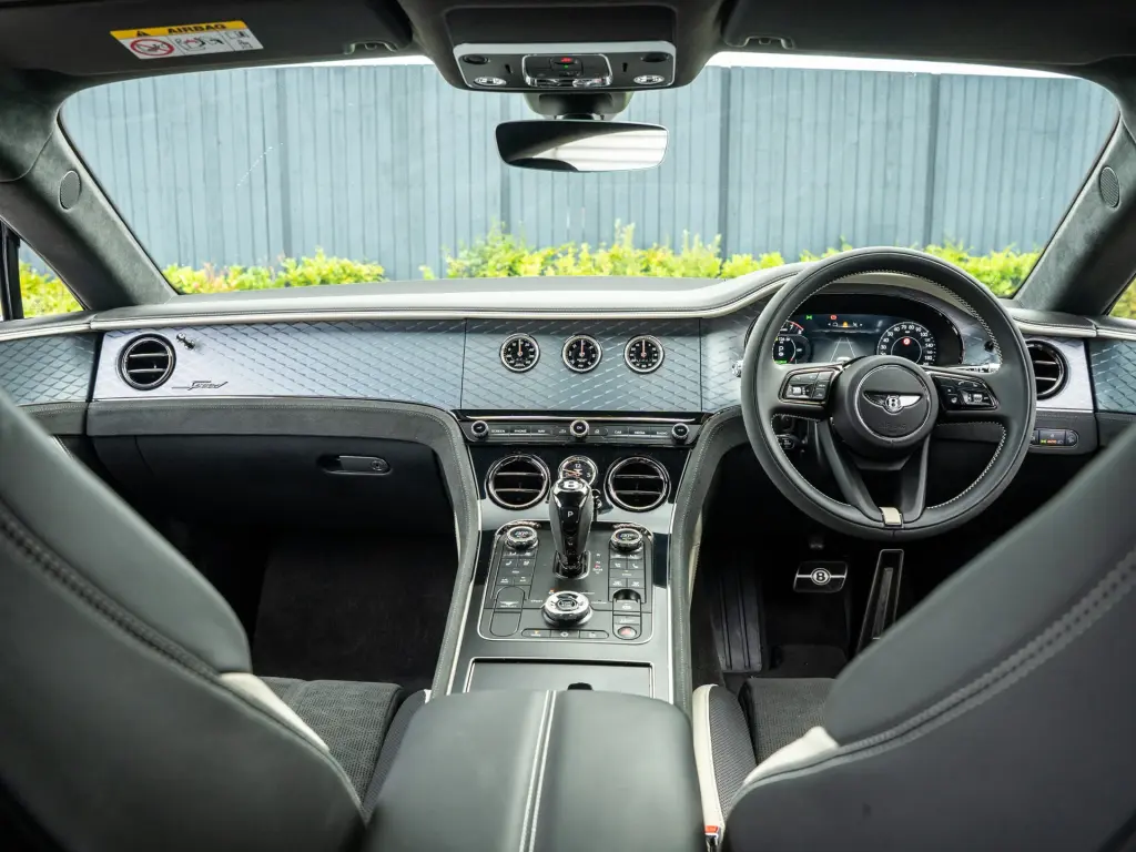 Image for 2025 Continental GT Speed First Edition V8 Hybrid at position 4