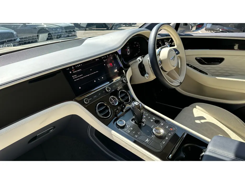 Image for 2025 Continental GT Speed First Edition V8 Hybrid at position 2