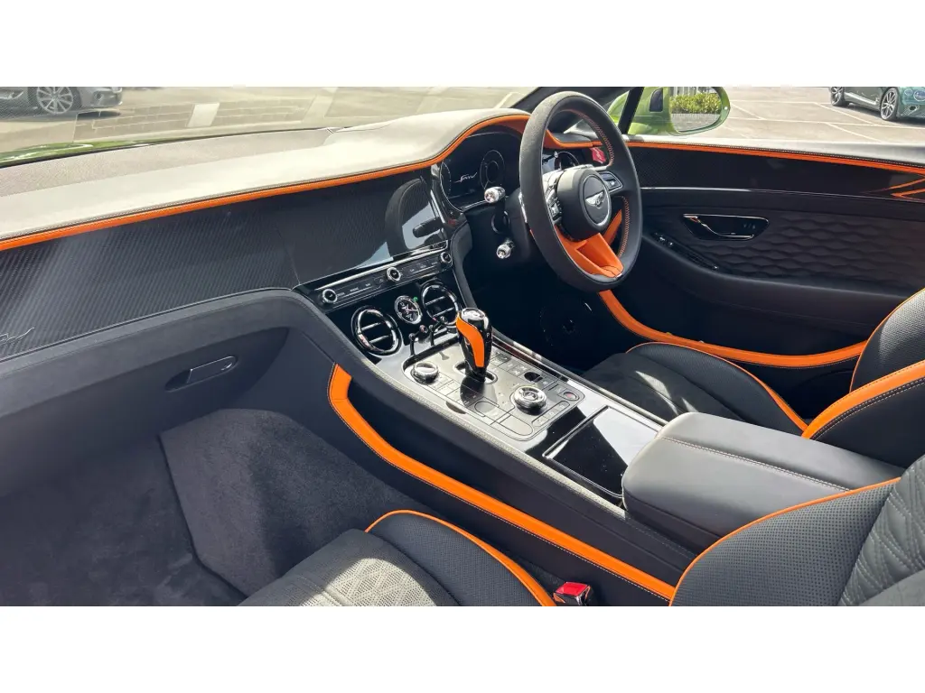 Image for 2025 Continental GT Speed First Edition V8 Hybrid at position 2
