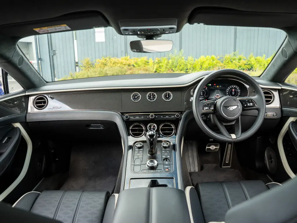 Image for 2025 Continental GT Speed First Edition V8 Hybrid at position 4