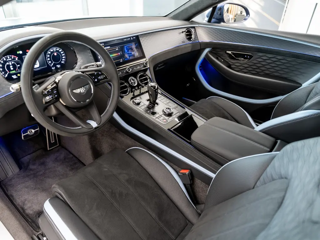 Image for 2025 Continental GT Speed First Edition V8 Hybrid at position 4