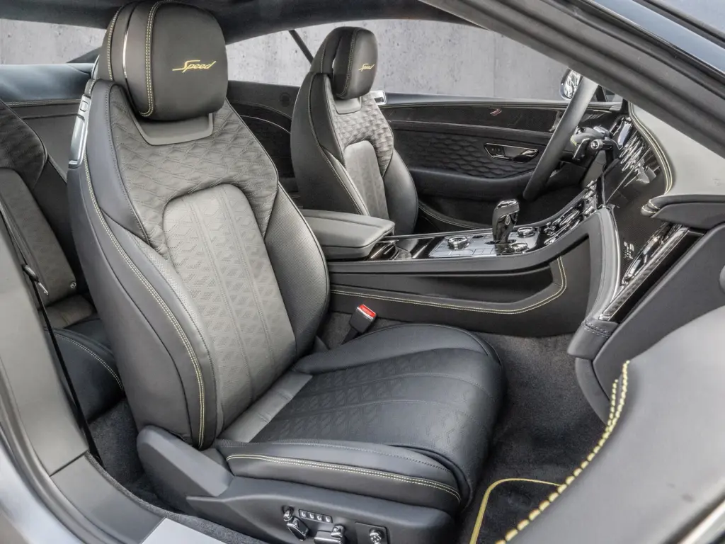 Image for 2025 Continental GT Speed V8 Hybrid at position 2
