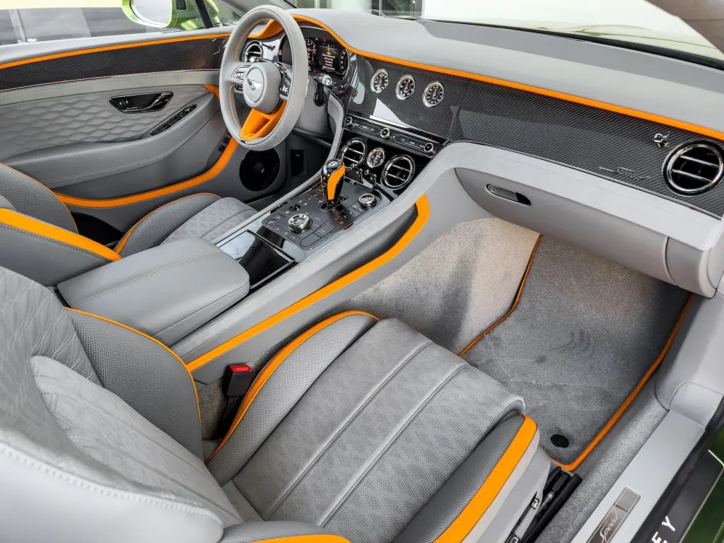 Image for 2025 Continental GT Speed V8 Hybrid at position 2