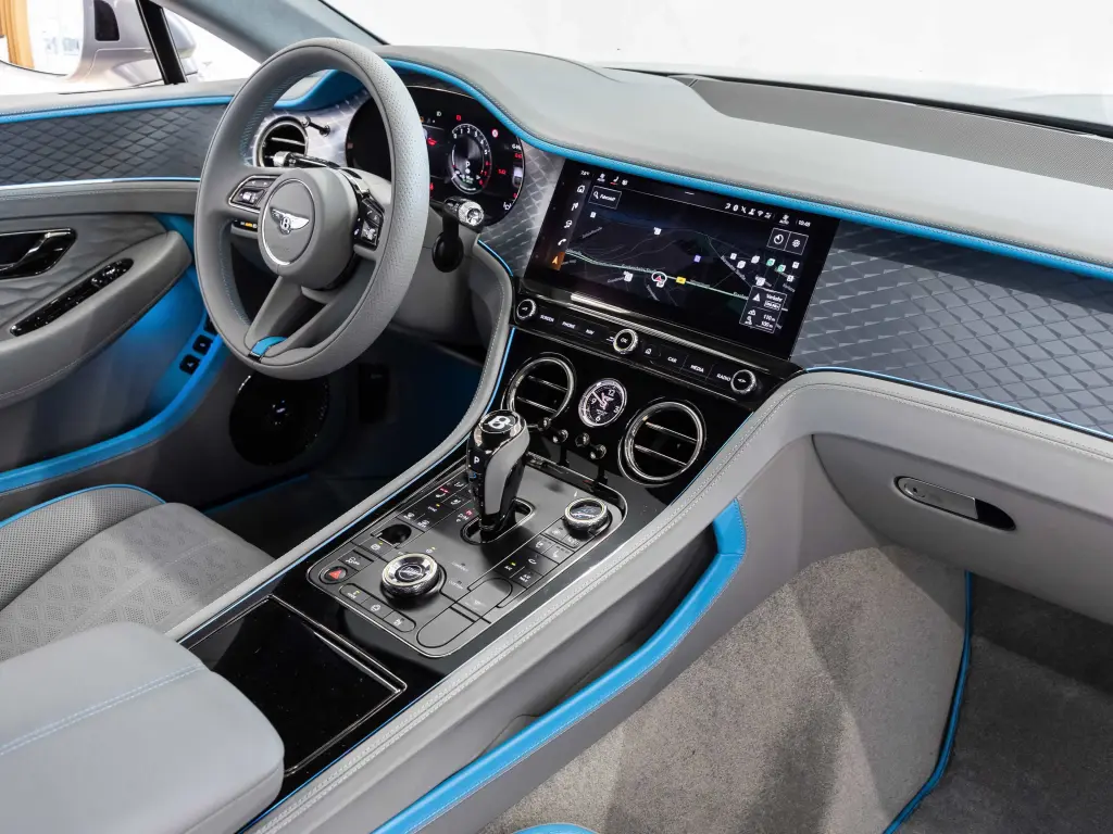 Image for 2025 Continental GT Speed V8 Hybrid at position 2