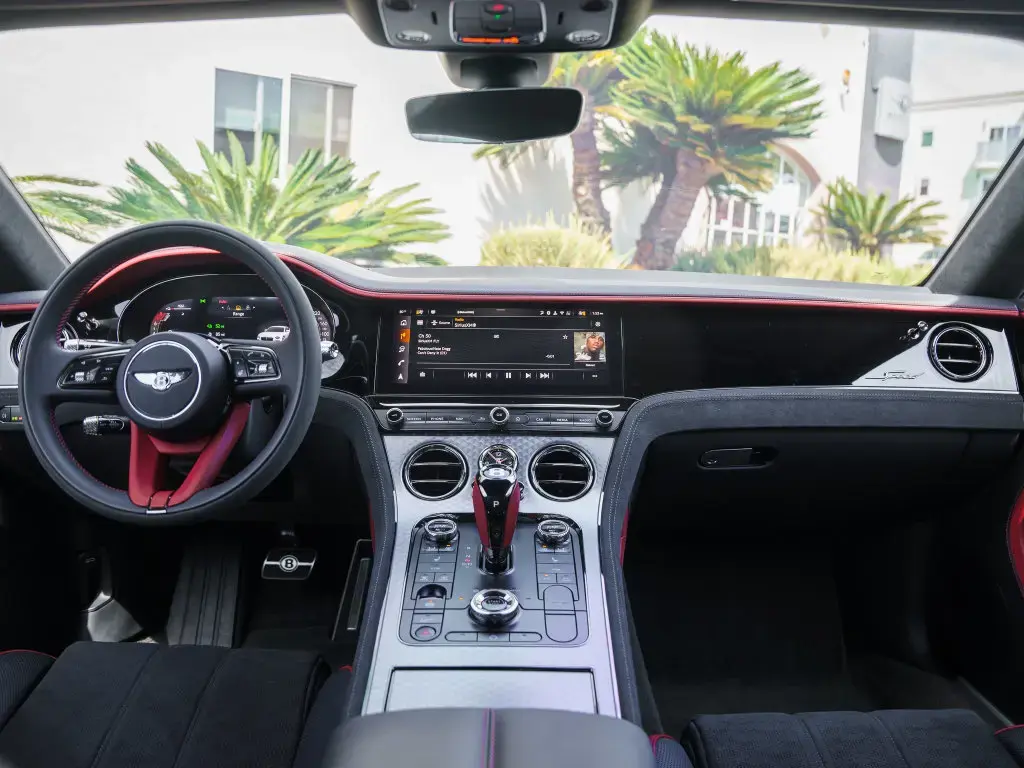 Image for 2025 Continental GT Speed V8 Hybrid at position 2