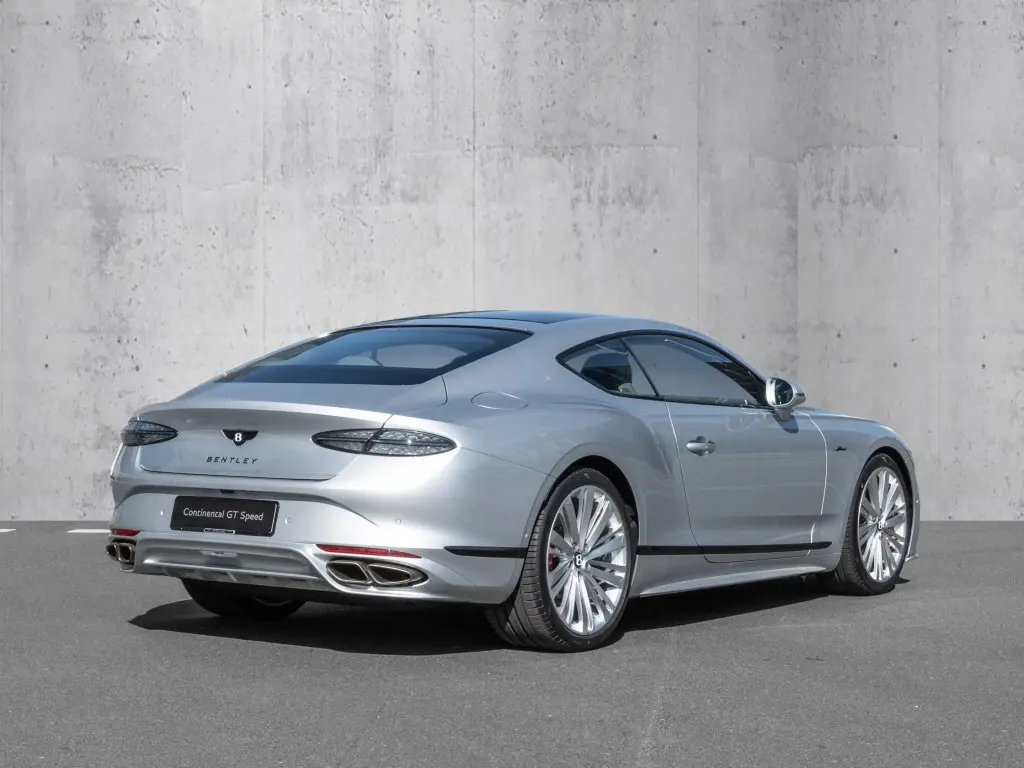 Image for 2026 Continental GT Speed V8 Hybrid at position 3