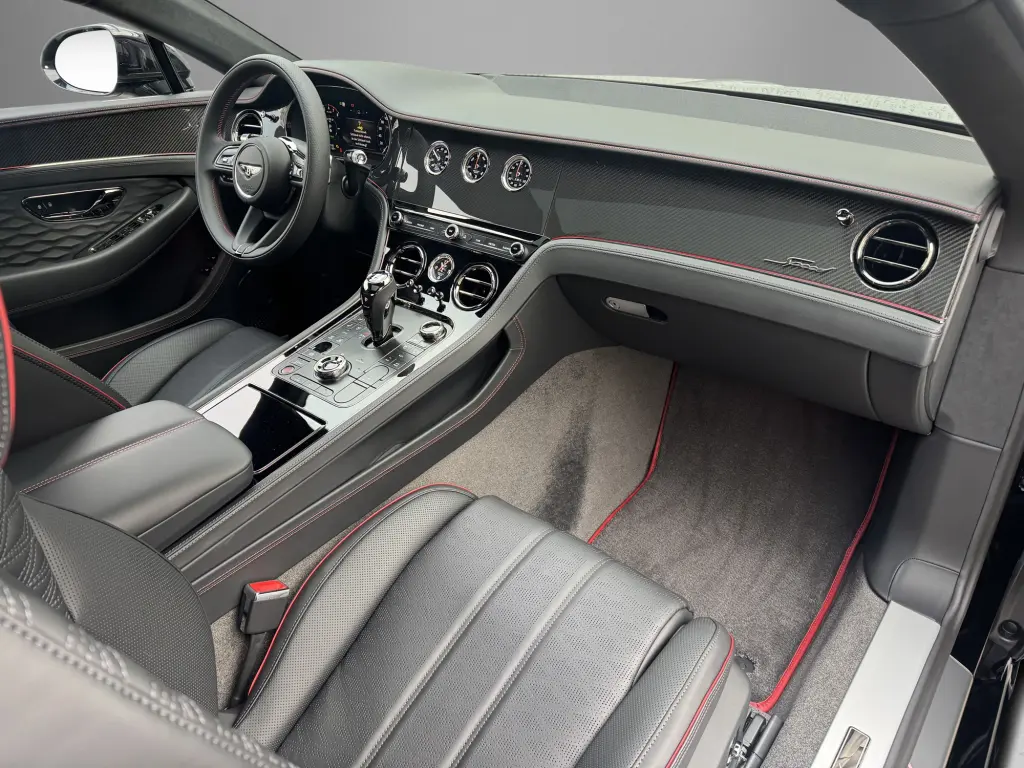 Image for 2026 Continental GT Speed V8 Hybrid at position 2