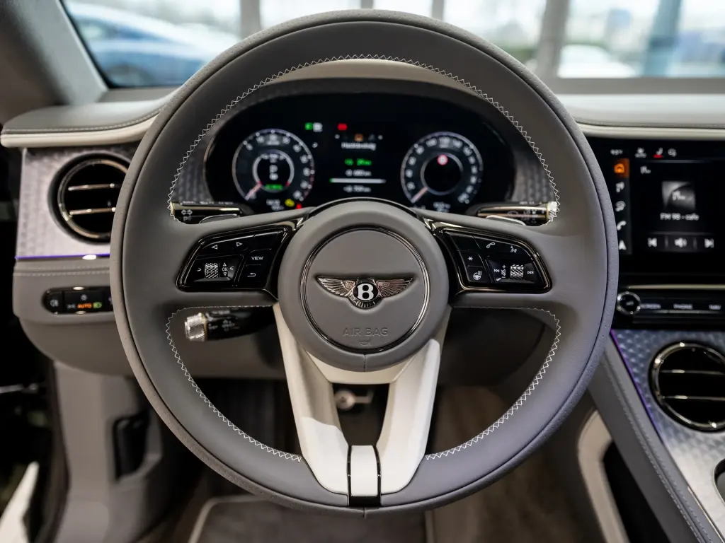 Image for 2026 Continental GT Speed V8 Hybrid at position 4